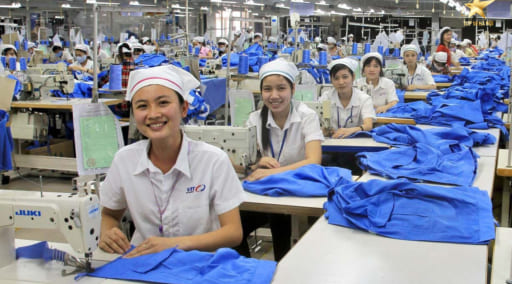 Top 12+ Xưởng sản xuất quần áo uy tín giá rẻ tại Hà Nội