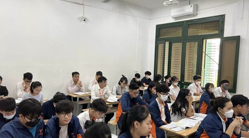 Tại sao trường THPT Lê Hồng Phong được học sinh và phụ huynh tin tưởng